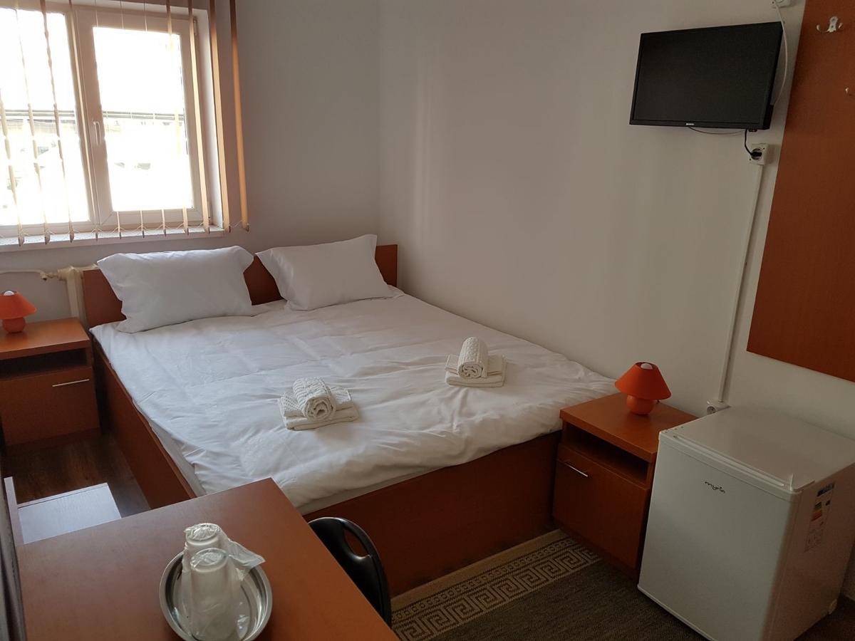 Piete Targuri Si Oboare Apartment ฟาการาช ภายนอก รูปภาพ