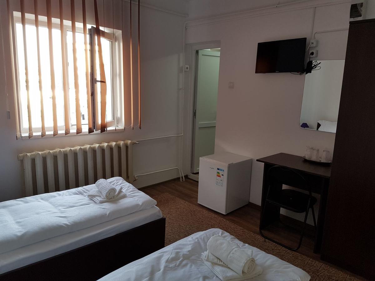 Piete Targuri Si Oboare Apartment ฟาการาช ภายนอก รูปภาพ